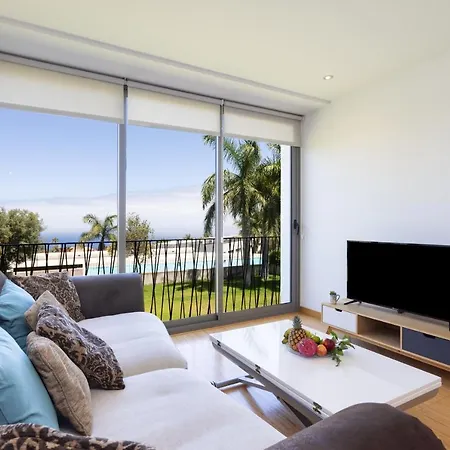 Home2book Sea View & Pool Getaway, Санта-Урсула