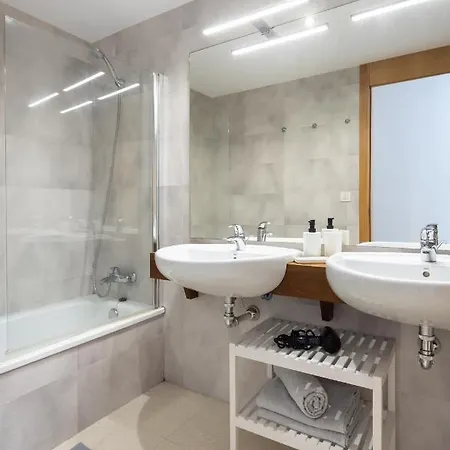 Lejlighed Home2book Sea View & Pool Getaway,