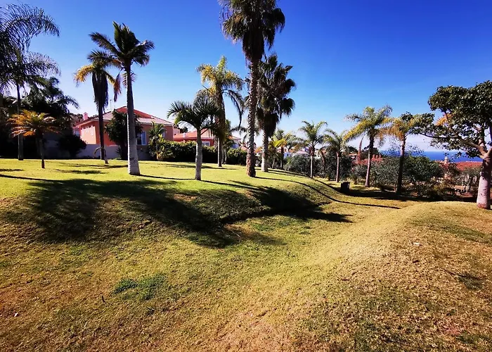 Home2book Sea View & Pool Getaway, * Санта-Урсула