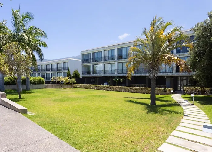 Home2book Sea View & Pool Getaway, Апартаменты Санта-Урсула